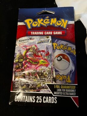 Pokémon Trading Card Game Booster Pack - Red & Blue